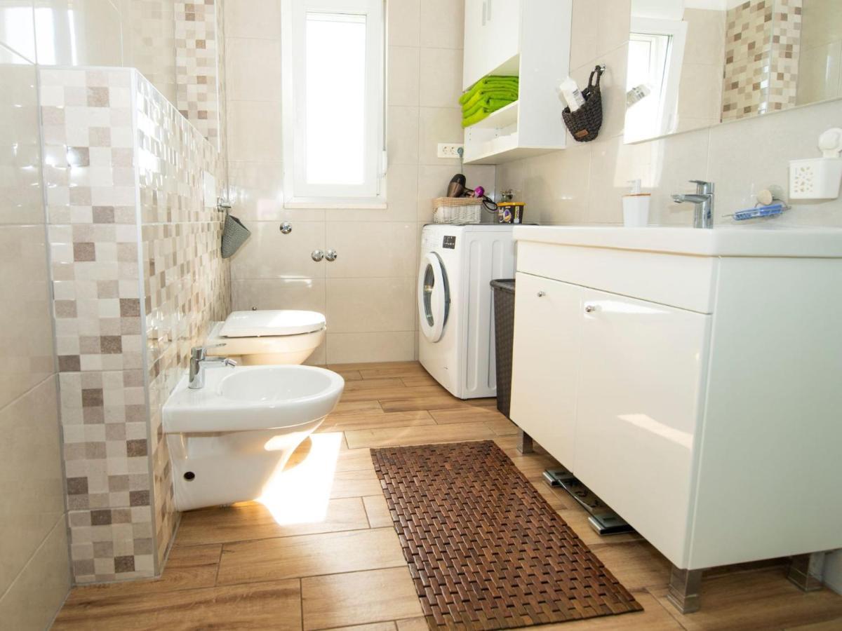 Holiday Home Stella Kastela By Interhome Luaran gambar