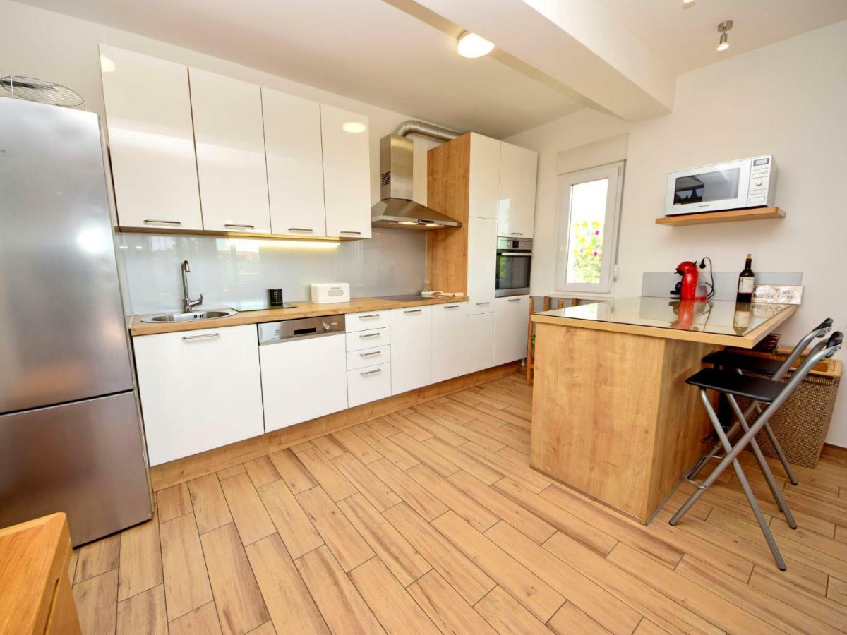 Holiday Home Stella Kastela By Interhome Luaran gambar